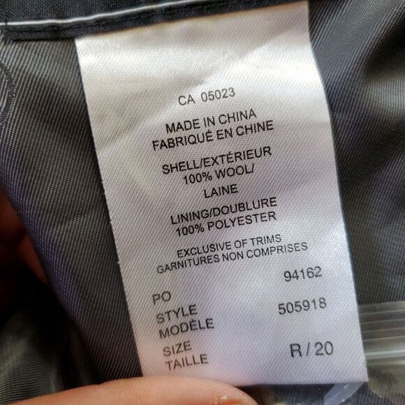 Air Canada Men’s Crew Uniform Vest 100% Wool Size R/20 NWT - Picture 5 of 7